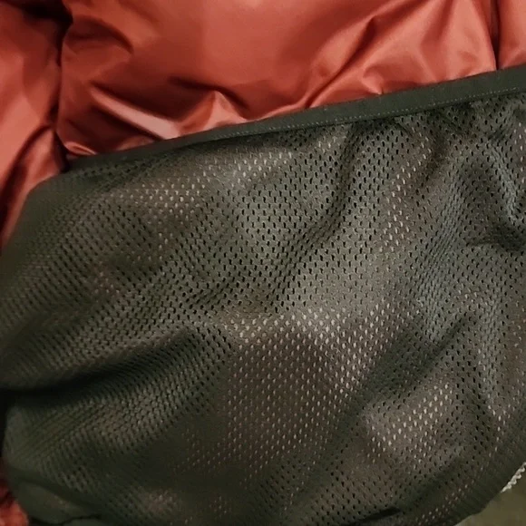 Levis Puffer coat with hood - Picture 12 of 14